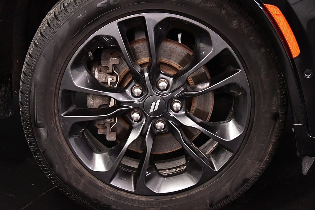 Used 2022 Dodge Durango R/T w/ Blacktop Package image 9