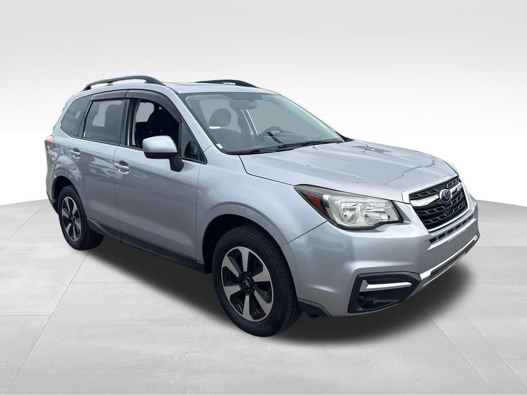 Used 2017 Subaru Forester 2.5i Premium w/ Popular Package #2A AWD/4WD image 7