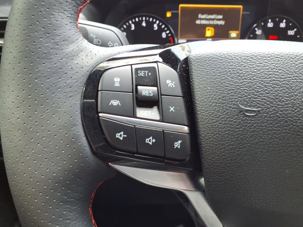 Certified 2024 Ford Explorer ST-Line AWD/4WD image 16