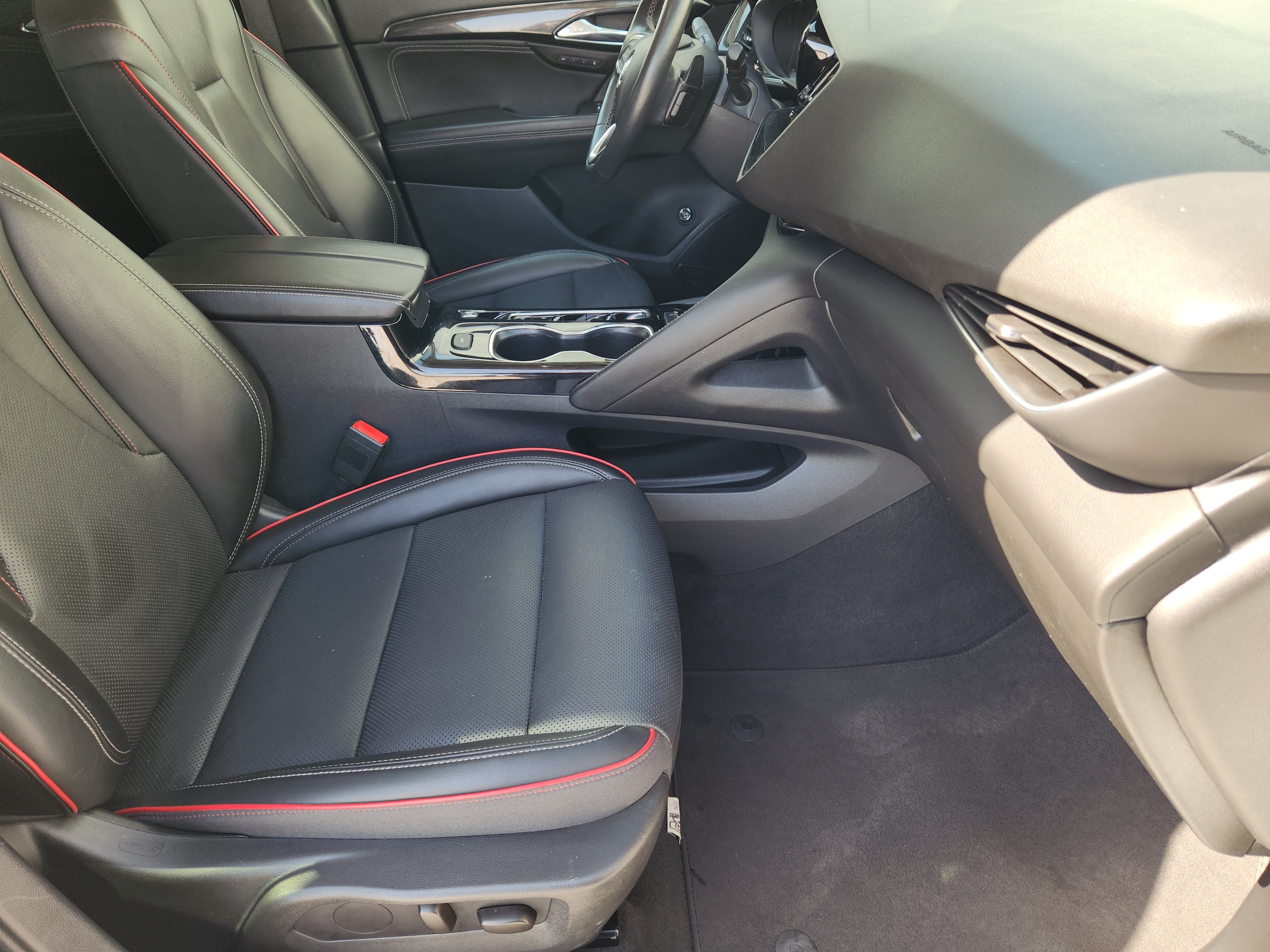 Used 2023 Buick Envision Essence w/ Sport Touring Package FWD image 17