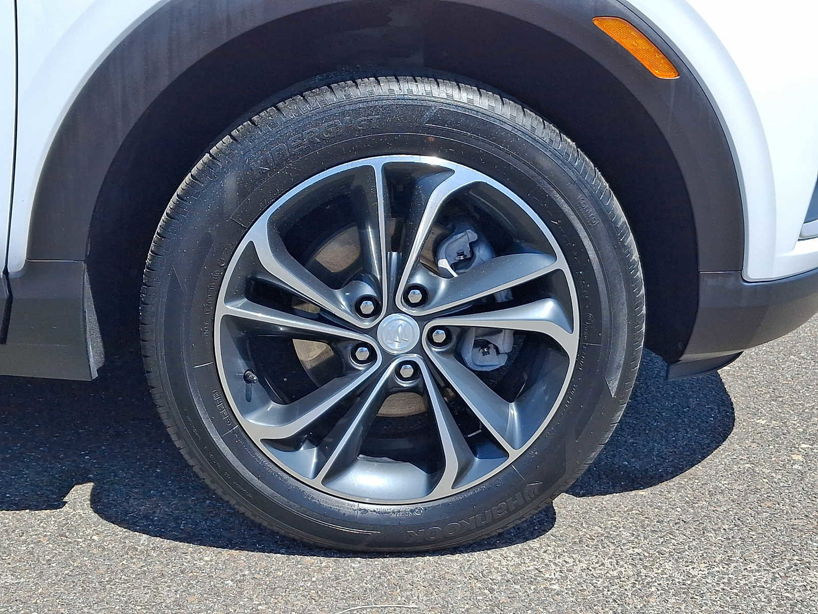 Certified 2023 Buick Encore GX Select AWD/4WD image 9