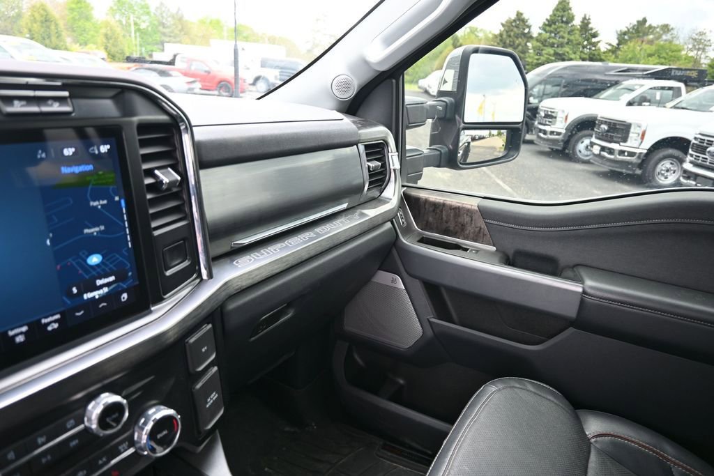 Used 2023 Ford F450 Lariat w/ Lariat Ultimate Package AWD/4WD image 35