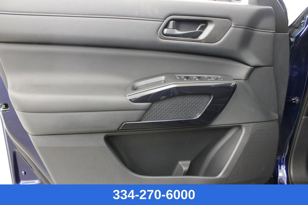 New 2026 Nissan Pathfinder SV image 14