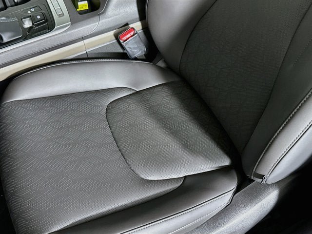 New 2027 Kia Carnival FWD image 19