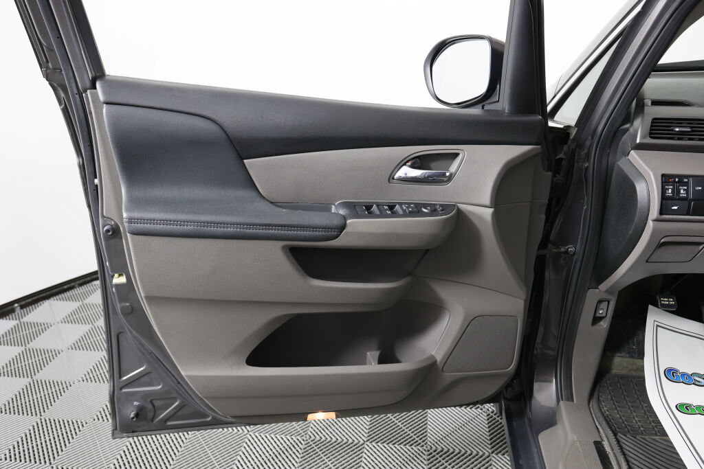 Used 2015 Honda Odyssey EX-L image 12