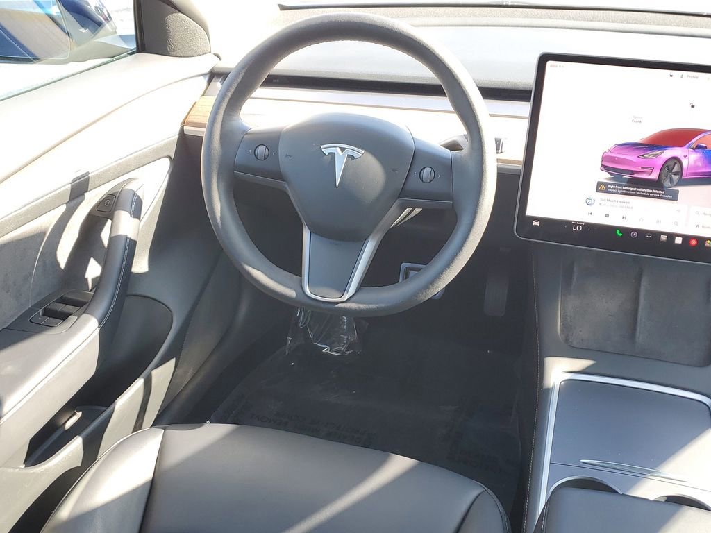 Used 2023 Tesla Model 3 Standard Range RWD image 19