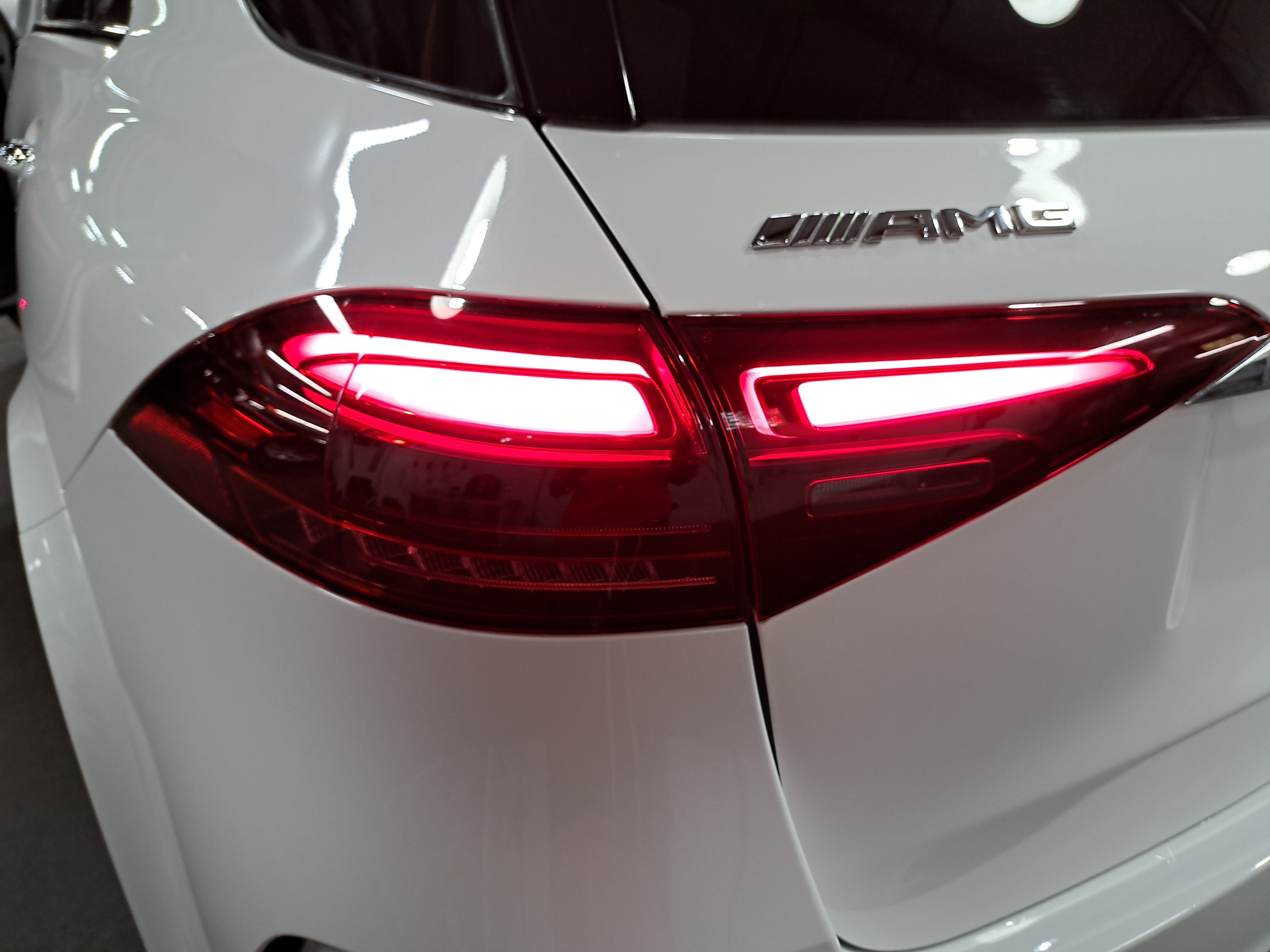 Certified 2025 Mercedes-Benz GLE 53 AMG 4MATIC image 35