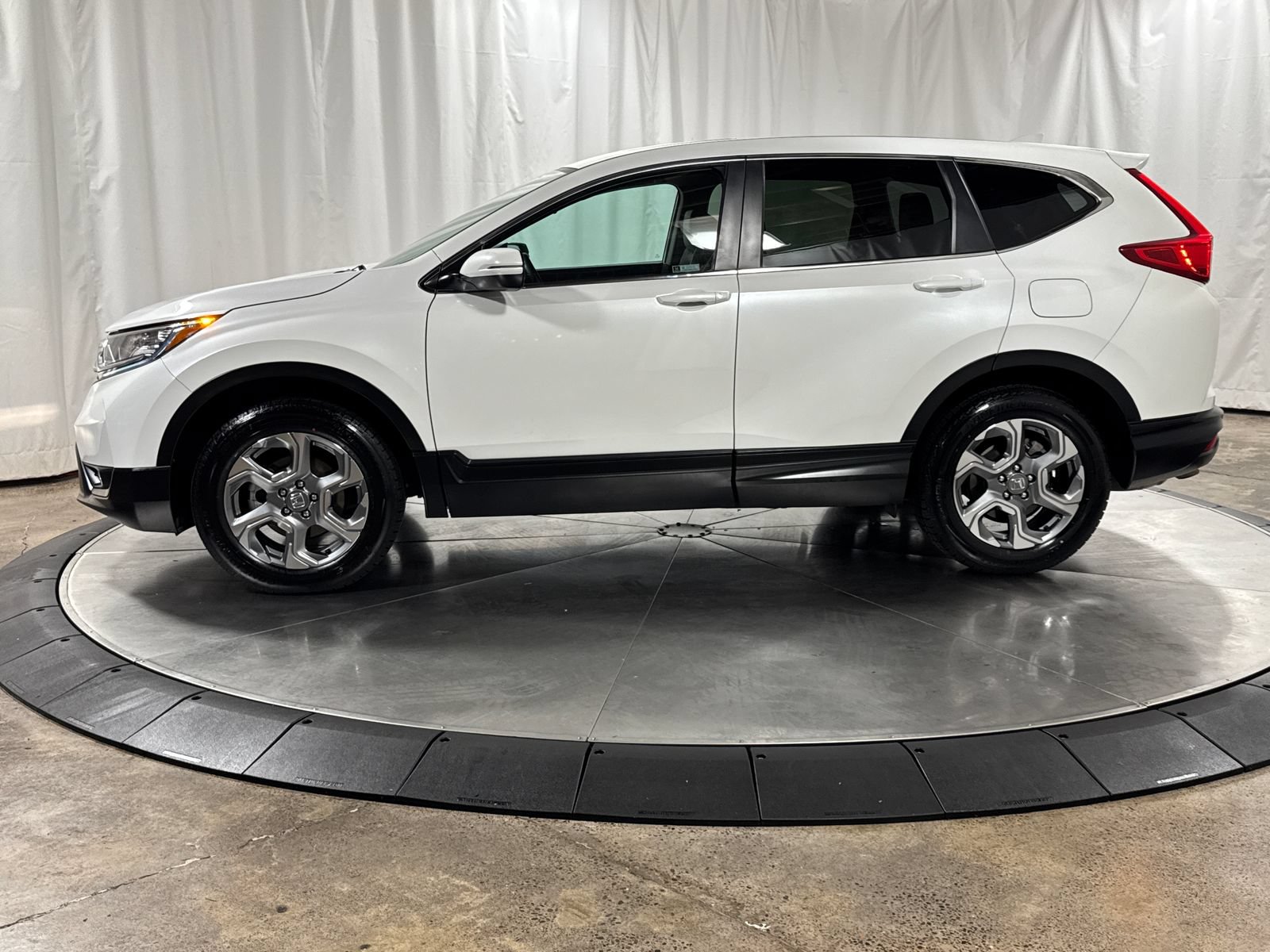 Certified 2019 Honda CR-V EX-L image 6