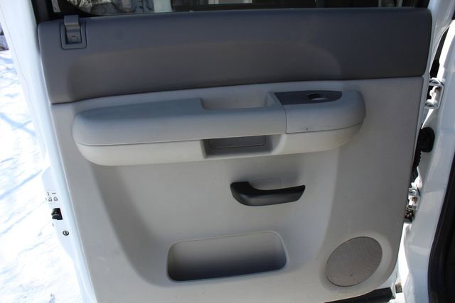 Used 2010 Chevrolet Silverado 3500 W/T image 13