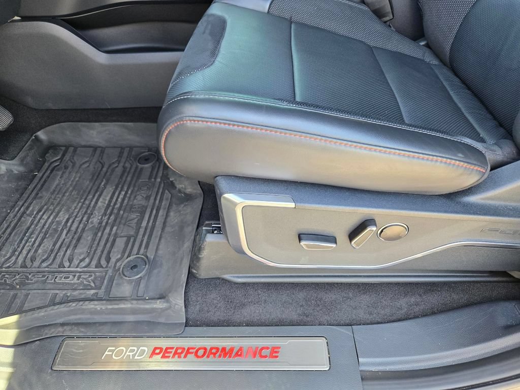 Used 2025 Ford F150 Raptor AWD/4WD image 20