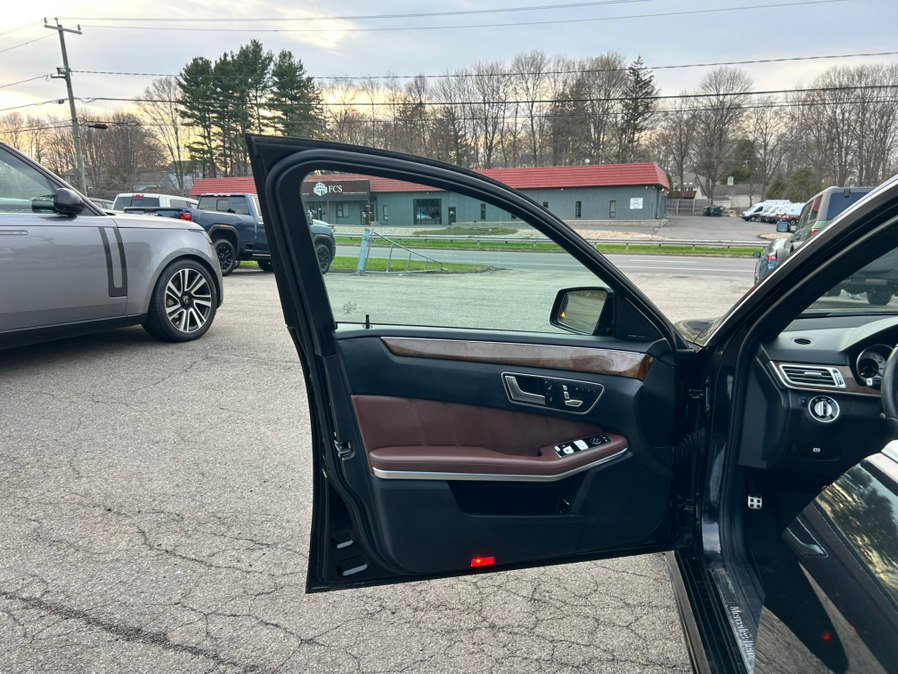 Used 2016 Mercedes-Benz E 350 4MATIC Wagon image 10