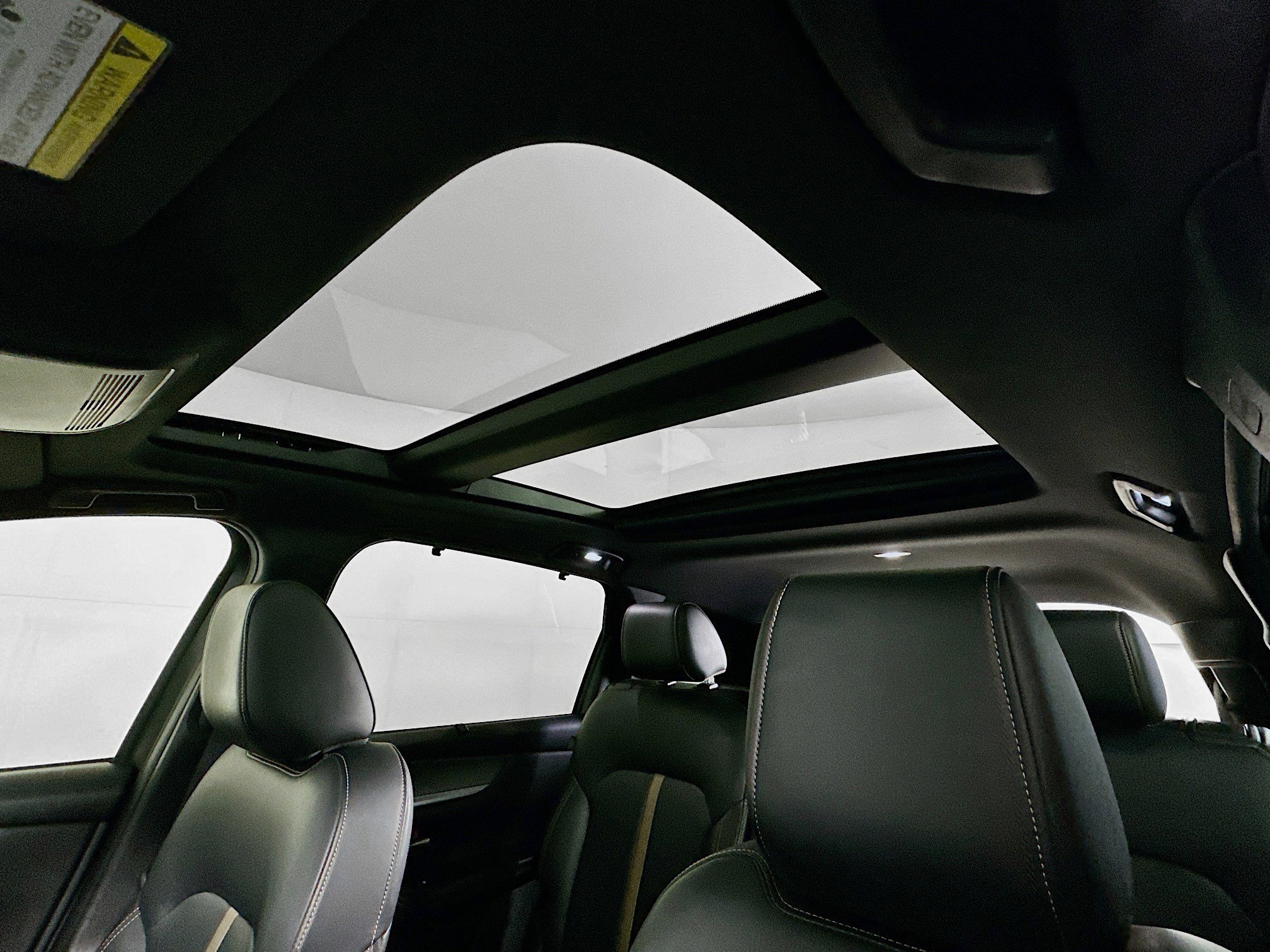 Used 2025 MAZDA CX-90 3.3 Turbo w/ Premium Plus Pkg image 25