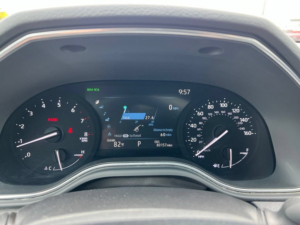Used 2022 Toyota Avalon XLE w/ Moonroof Package FWD image 11