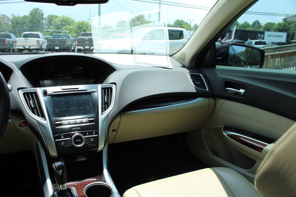 Used 2017 Acura TLX FWD image 16