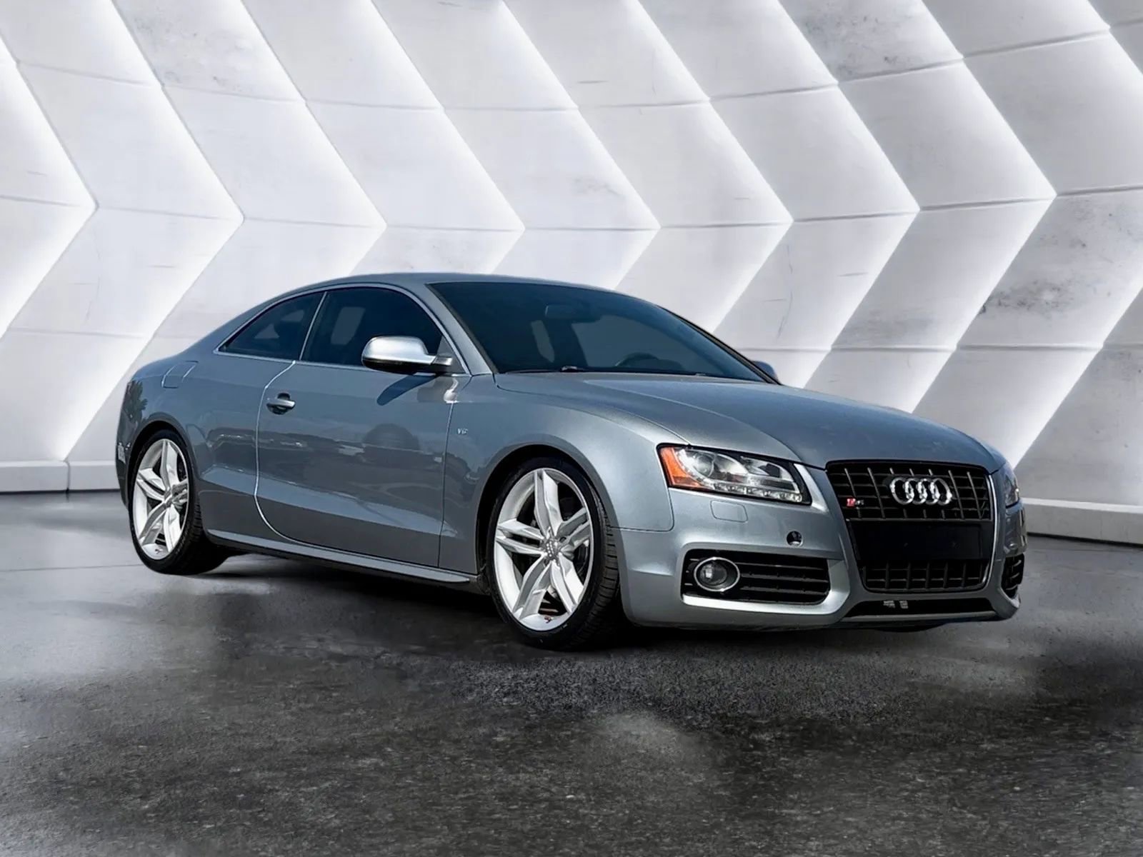 Used 2010 Audi S5 Premium Plus image 3