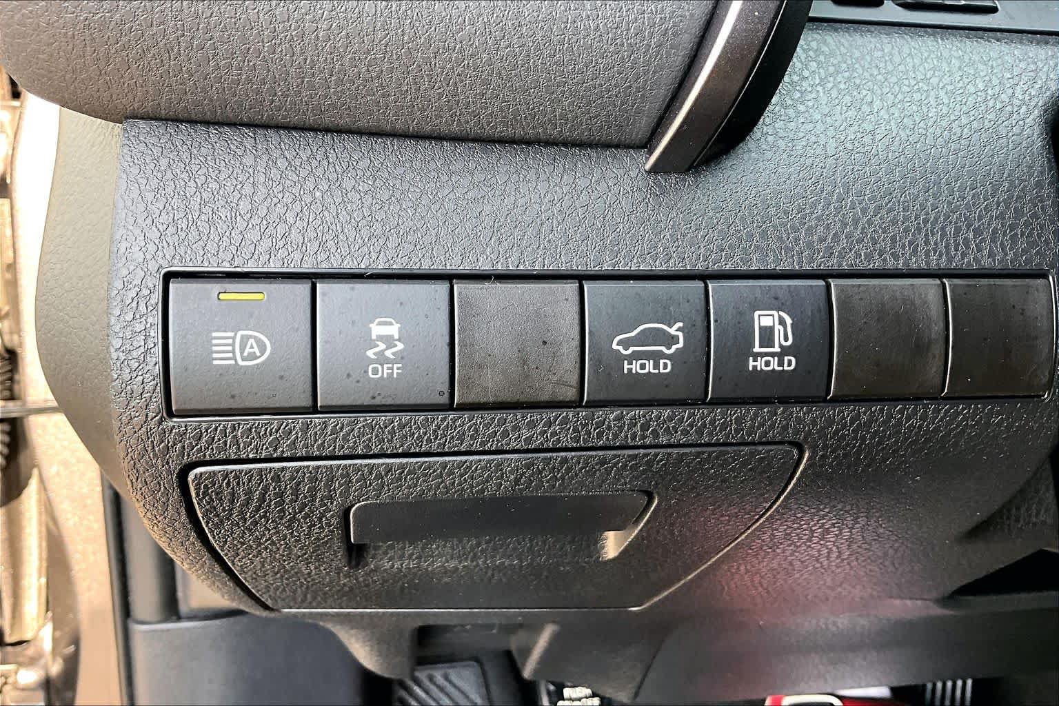 Used 2024 Toyota Camry LE FWD image 63