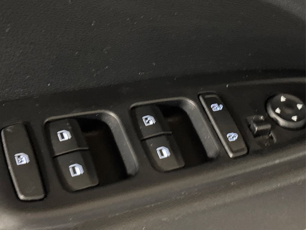 Used 2023 Hyundai Venue SEL w/ Cargo Package image 33