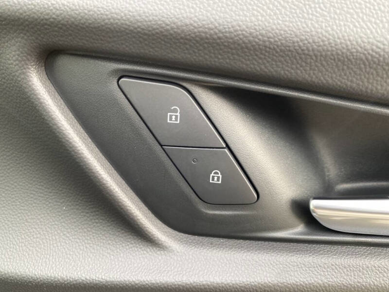 New 2026 Chevrolet Equinox LT image 16