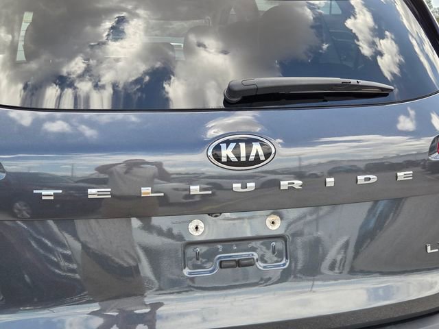 Used 2020 Kia Telluride LX FWD image 11