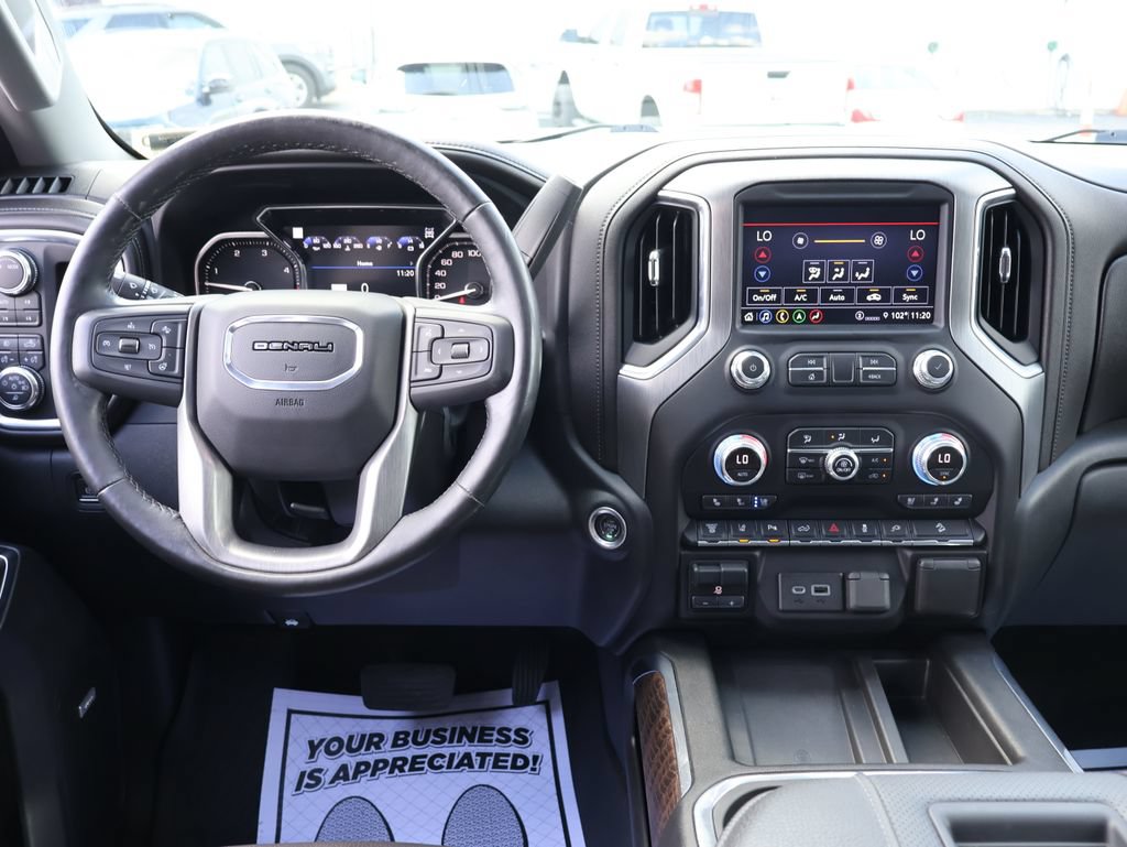 Used 2022 GMC Sierra 3500 Denali AWD/4WD image 17