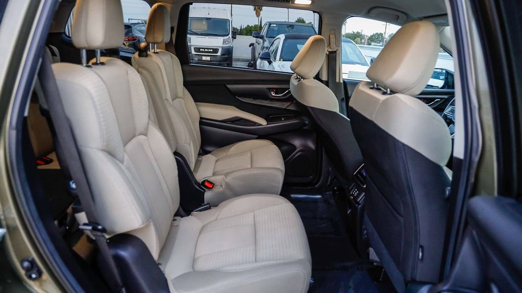Used 2025 Subaru Ascent Premium image 19