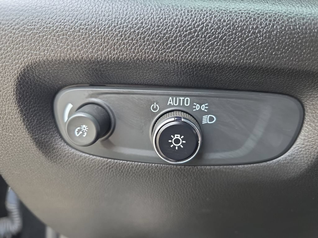 Certified 2023 Chevrolet Traverse LT AWD/4WD image 28
