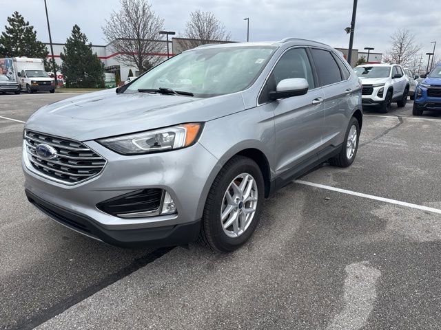 Used 2021 Ford Edge SEL w/ Convenience Package image 4