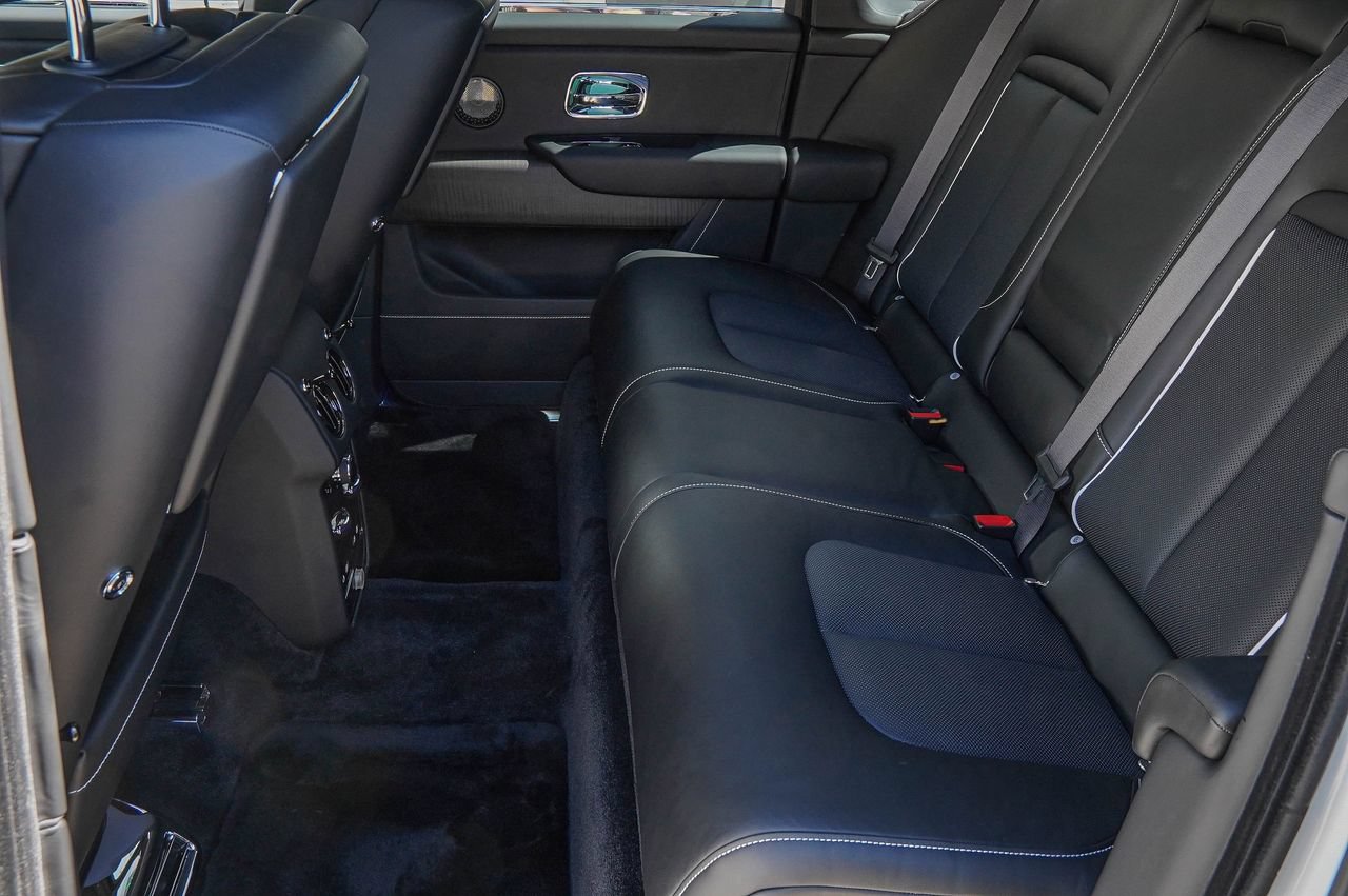 New 2026 Rolls-Royce Cullinan AWD/4WD image 42