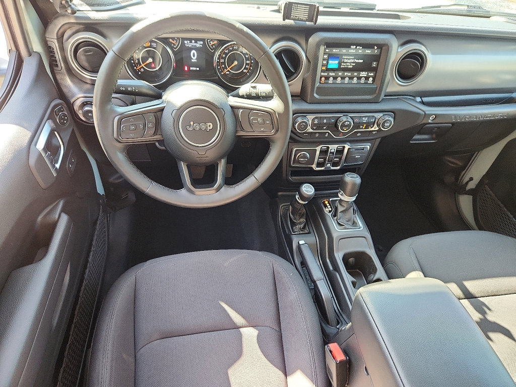 Used 2023 Jeep Wrangler Sport S image 21