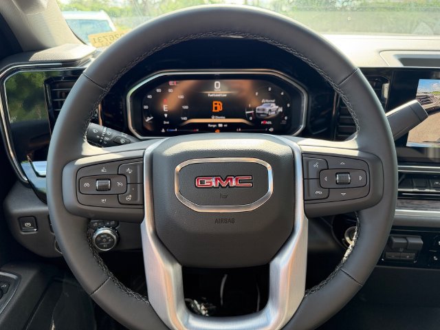 New 2026 GMC Sierra 1500 SLT AWD/4WD image 18