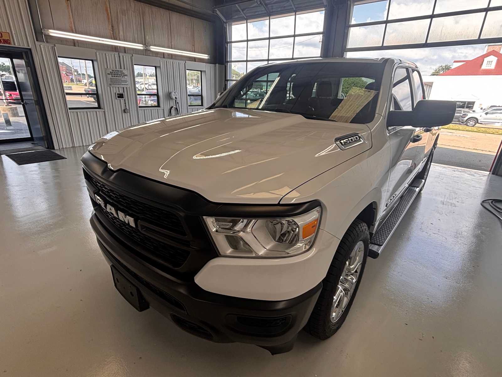 Used 2020 RAM 1500 HFE RWD image 3