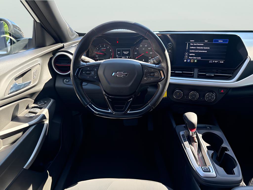 Used 2024 Chevrolet Trax RS w/ Driver Confidence Package FWD image 21