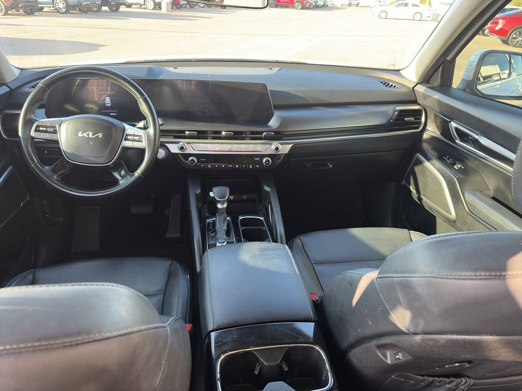 Used 2023 Kia Telluride LX image 14