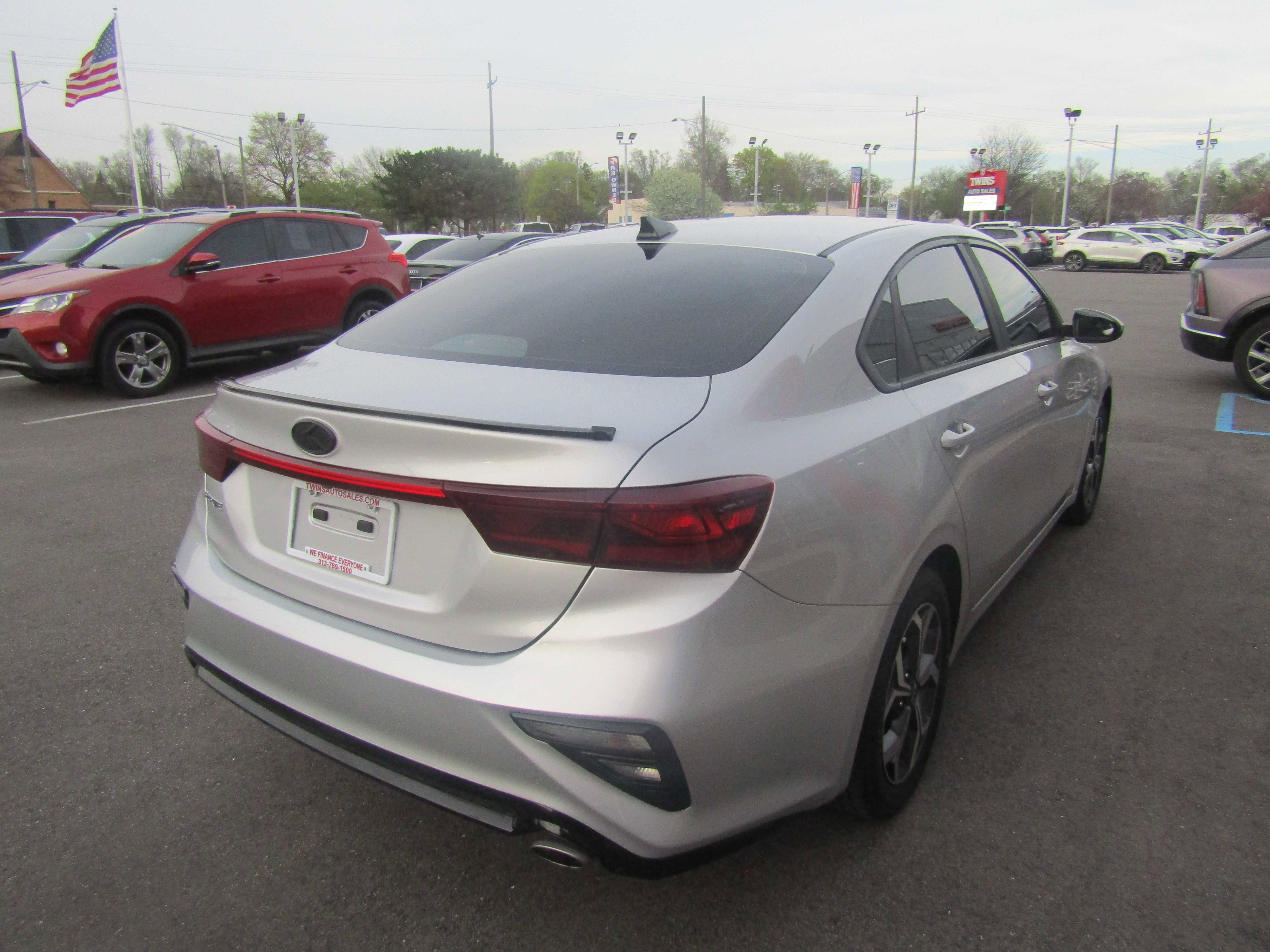 Used 2019 Kia Forte LXS image 5