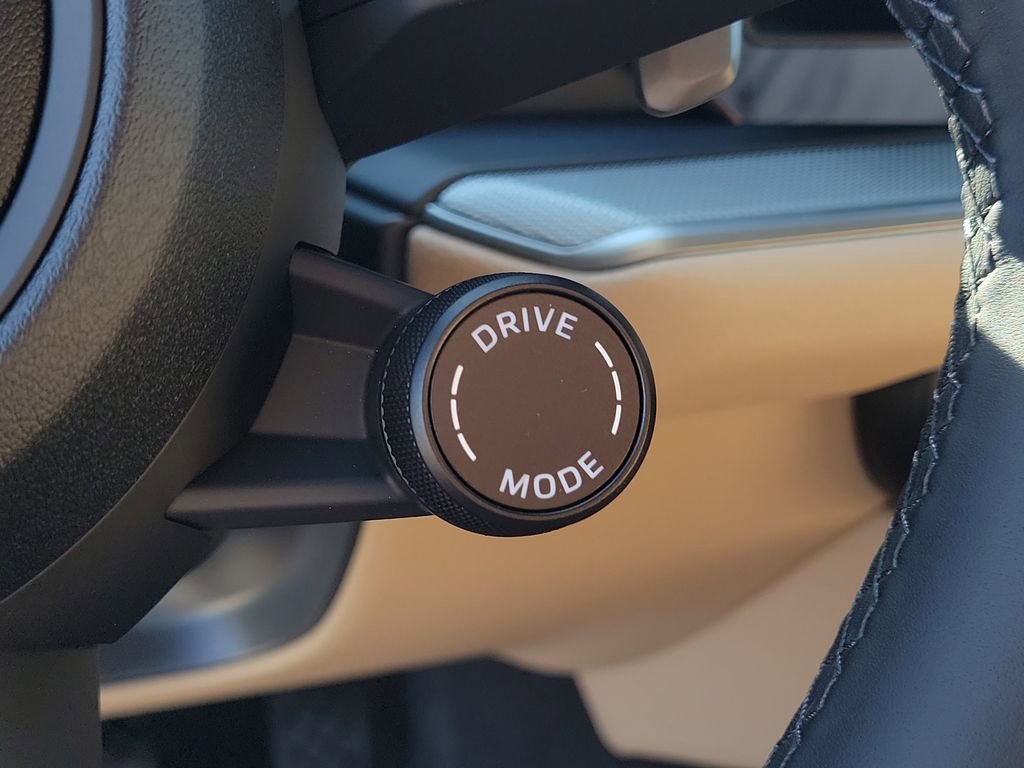 New 2026 Porsche Cayenne image 37