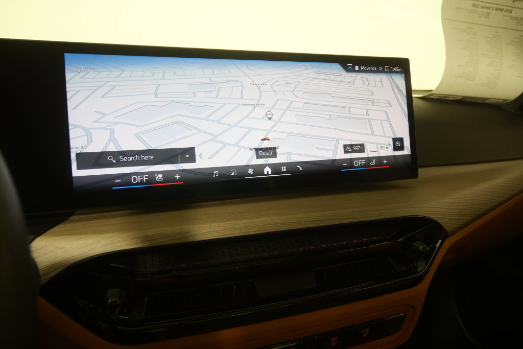 Used 2025 BMW 330i Sedan RWD image 23