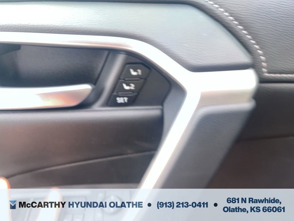 Used 2025 Toyota RAV4 Limited w/ Advanced Technology Package AWD/4WD image 14