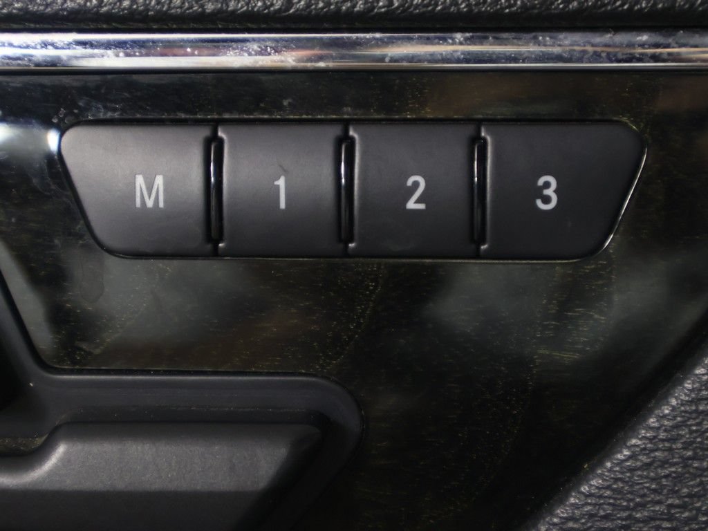 Used 2012 Mercedes-Benz E 350 4MATIC Coupe image 36