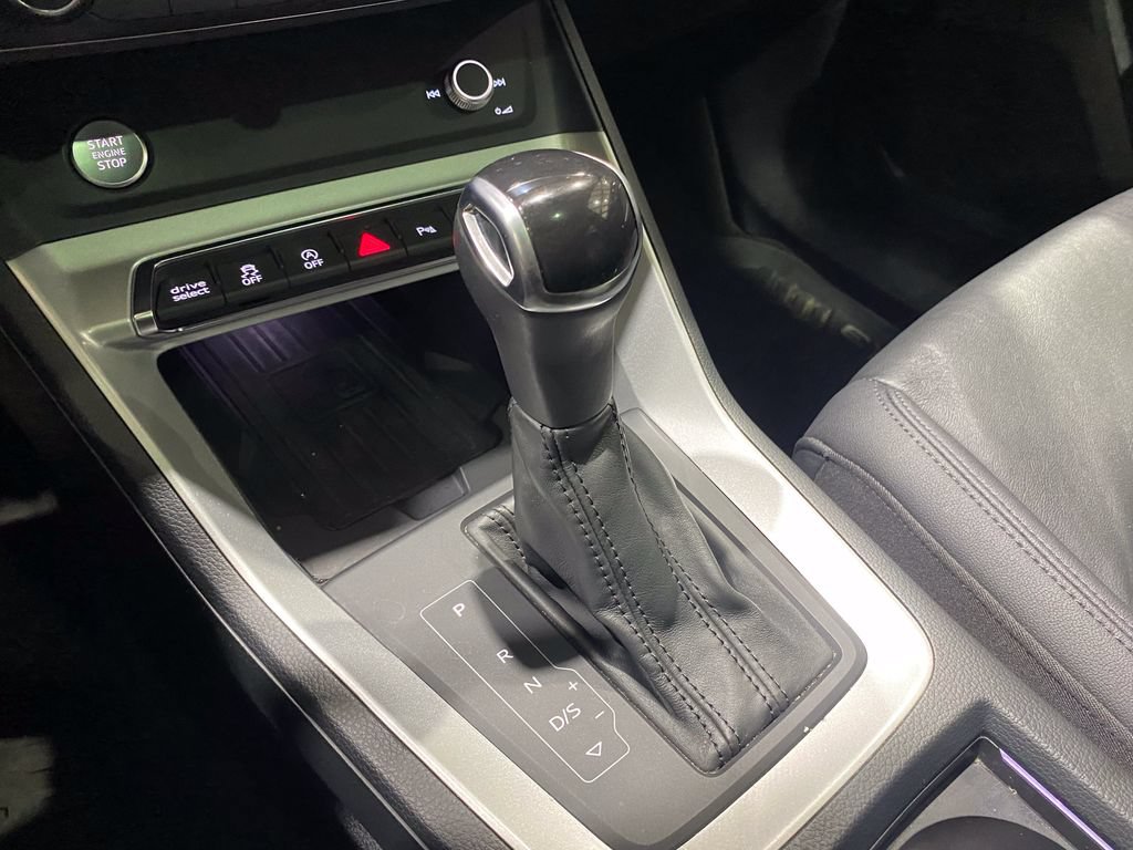 Used 2020 Audi Q3 2.0T Premium Plus AWD/4WD image 10