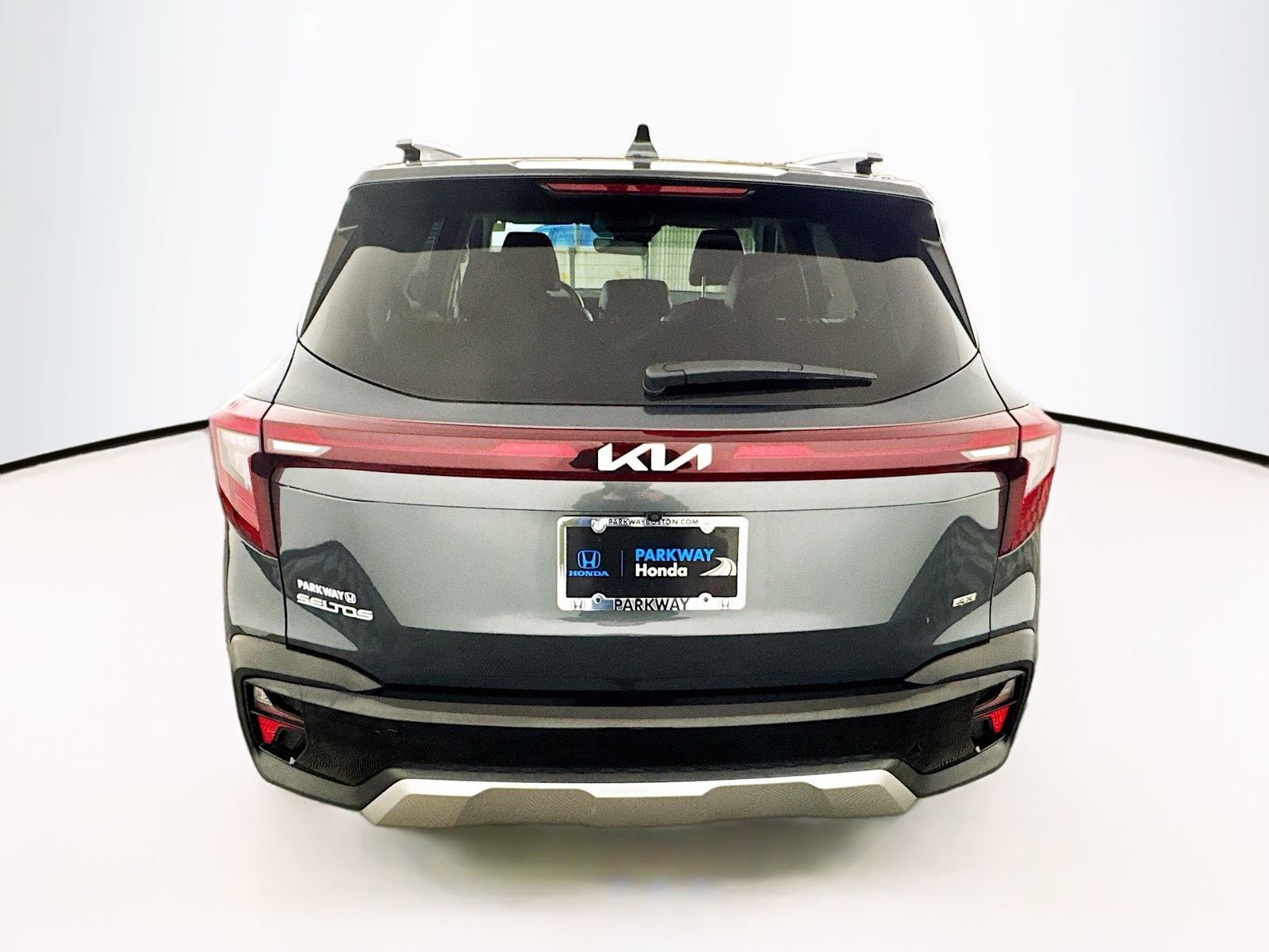 Used 2024 Kia Seltos EX image 23