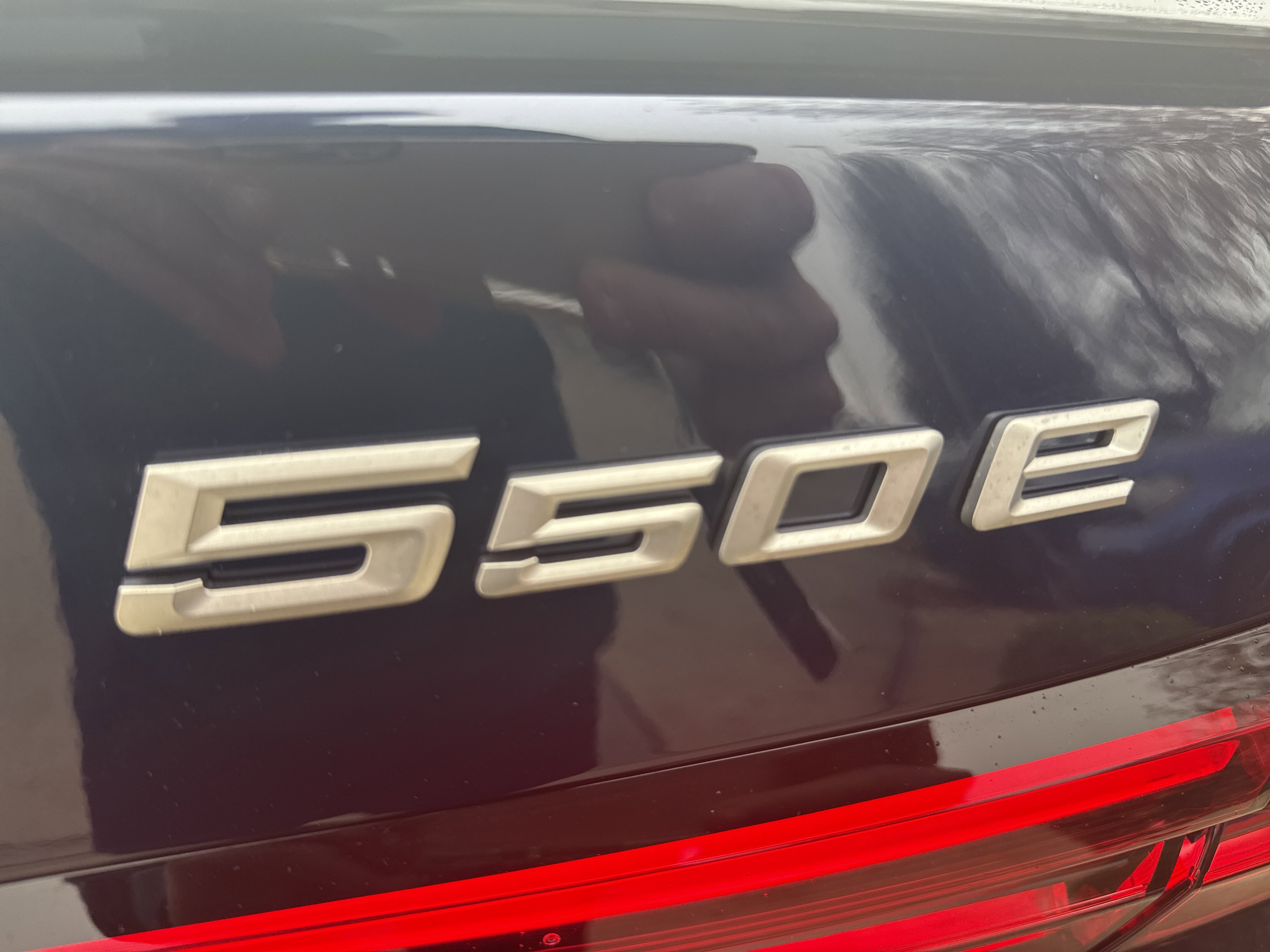 New 2026 BMW 550e xDrive image 7