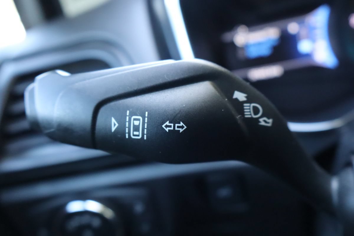 Used 2017 Ford Fusion Energi Titanium FWD image 33