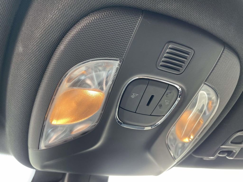 Used 2022 Jeep Compass Latitude AWD/4WD image 26