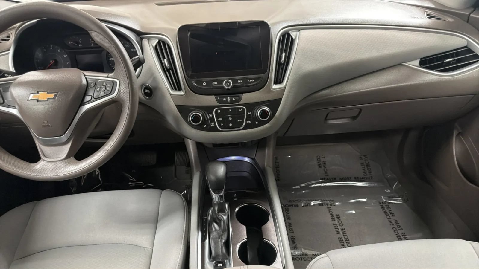 Used 2022 Chevrolet Malibu LT FWD image 16