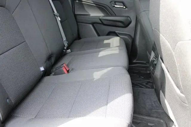 New 2026 GMC Canyon Elevation w/ Convenience Package image 25