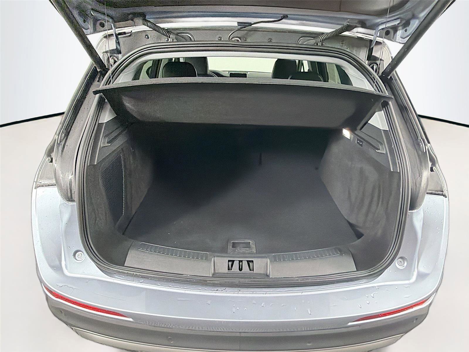 Used 2022 Lincoln Corsair AWD w/ Equipment Group 101A image 26