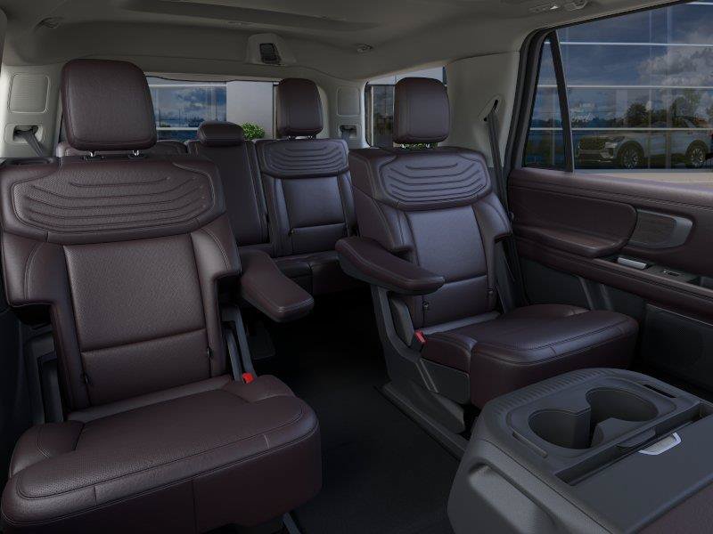 New 2026 Ford Expedition Platinum w/ Platinum Ultimate Package AWD/4WD image 11