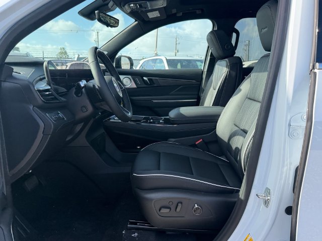 New 2027 Buick Enclave Avenir FWD image 11