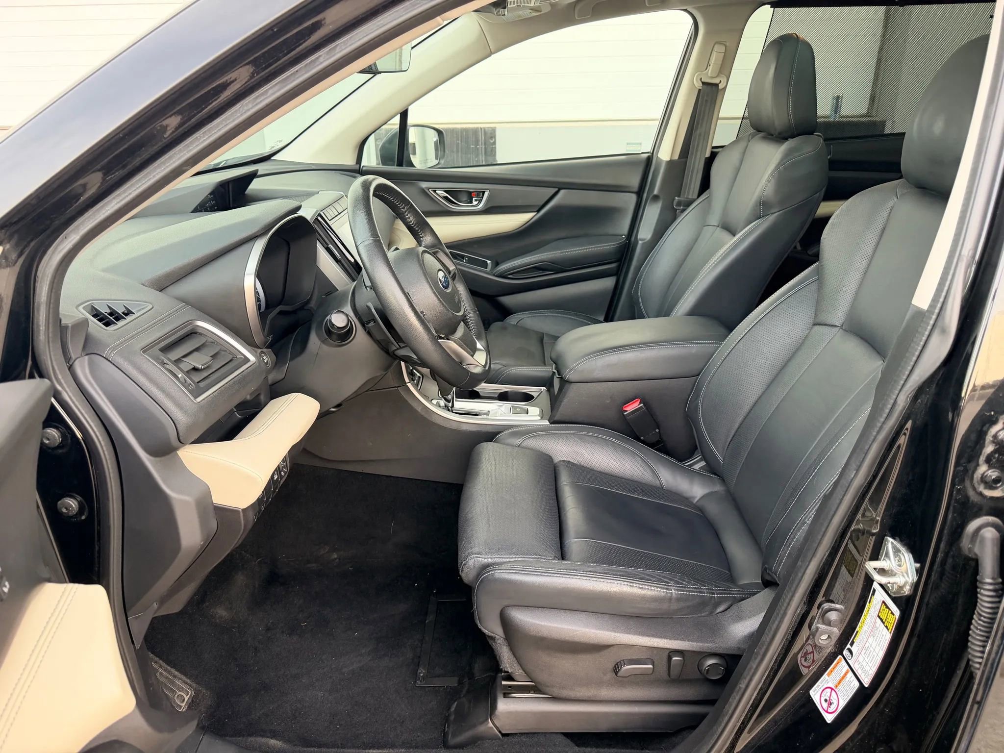 Used 2019 Subaru Ascent Limited w/ Popular Package #3 image 10