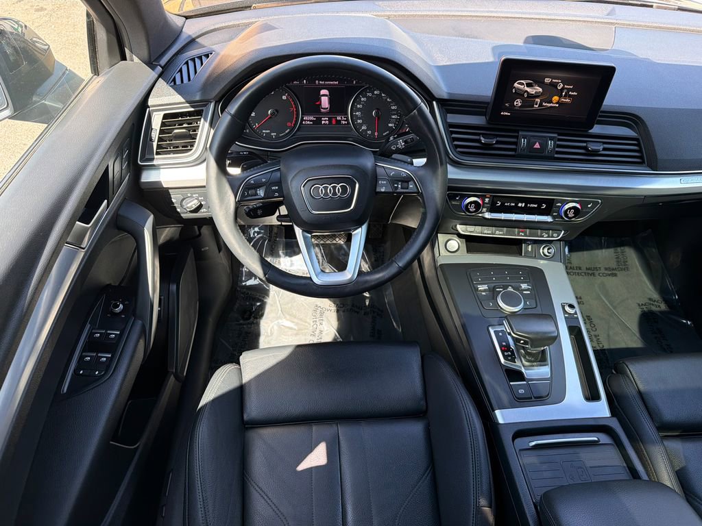 Used 2020 Audi Q5 2.0T Premium w/ Titanium Sport Package AWD/4WD image 20